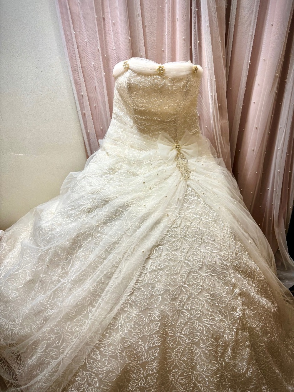 Elegant Turkish Wedding Dress — Worn Once Only